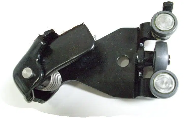 SÜRGÜLÜ KAPI ORTA MAKARASI SOL DOBLO 00-09 46843005
